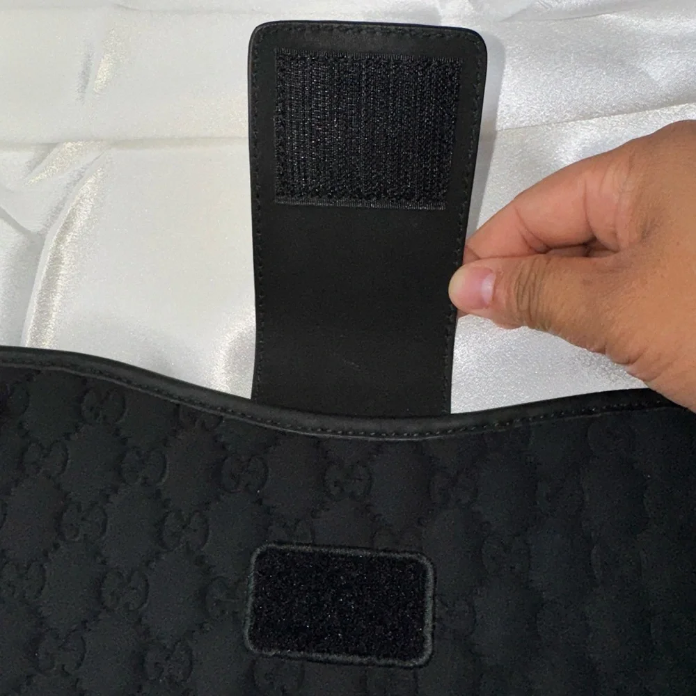 Authentic Gucci GG Tablet iPad Sleeve - Black Quilted Fabric Excellent Condition